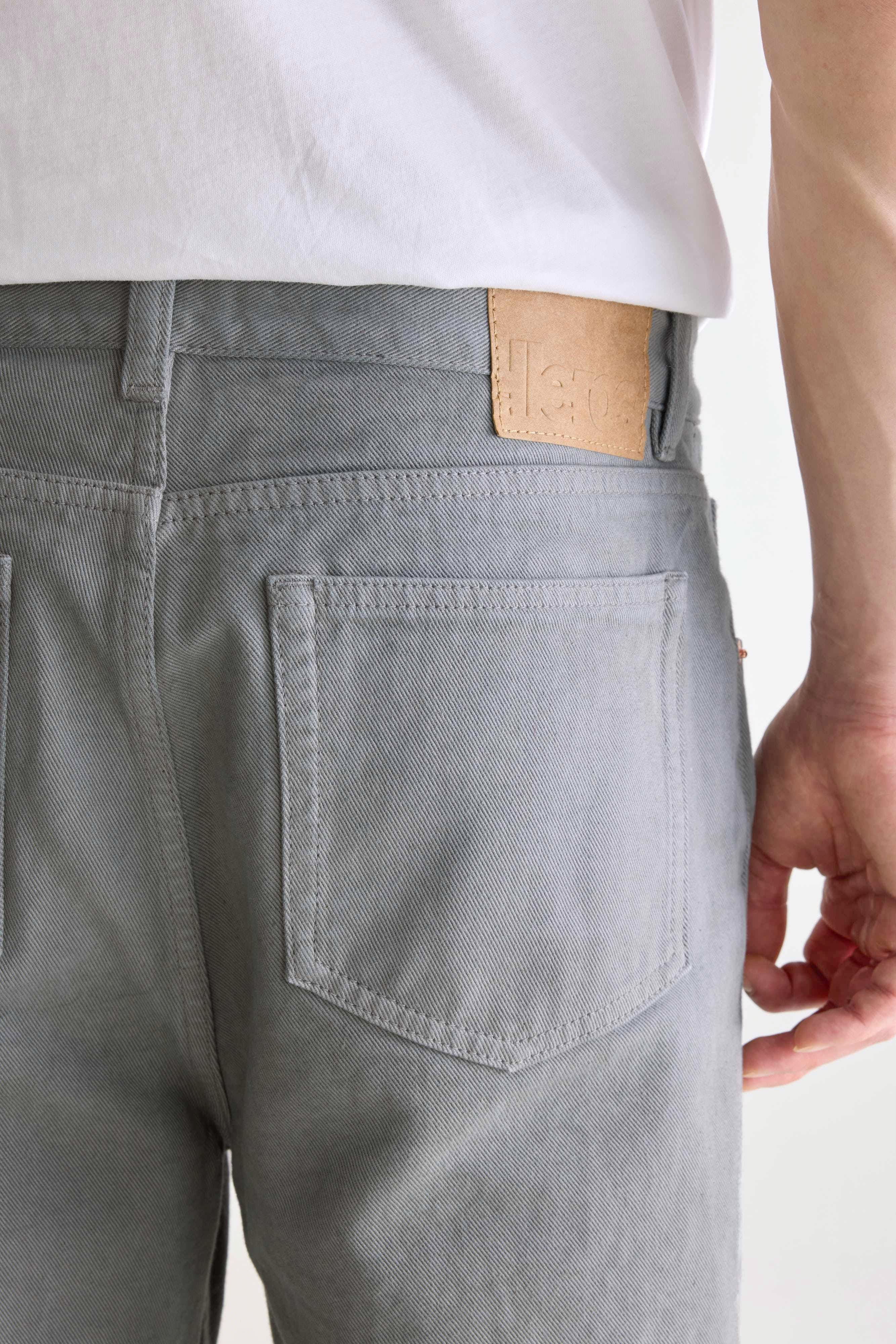 Point straight trousers (252 / M / MOUSE)